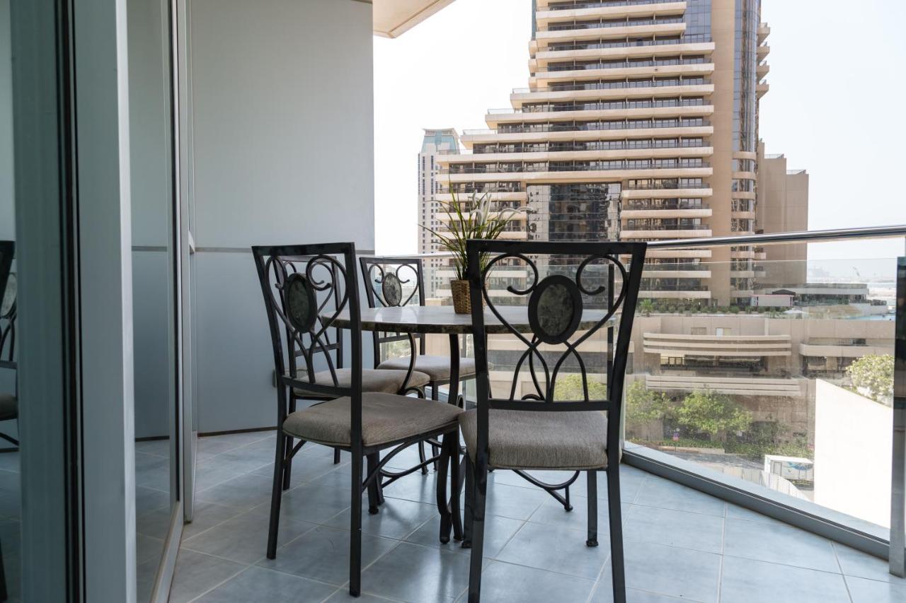 Higuests Vacation Homes - Marina Terrace Dubai Exterior photo